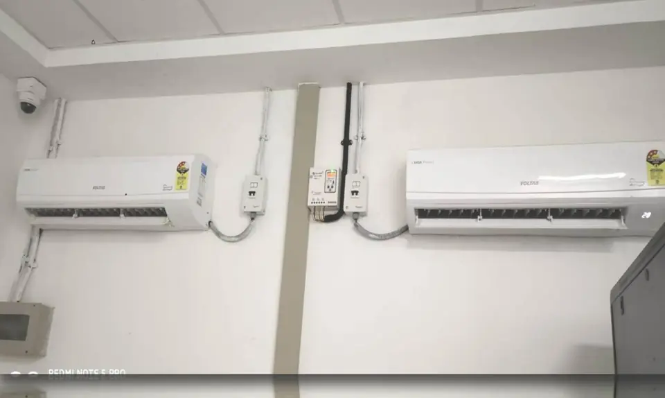 AC installation with auto sequential panel - MEP project by Chamunda Electromech