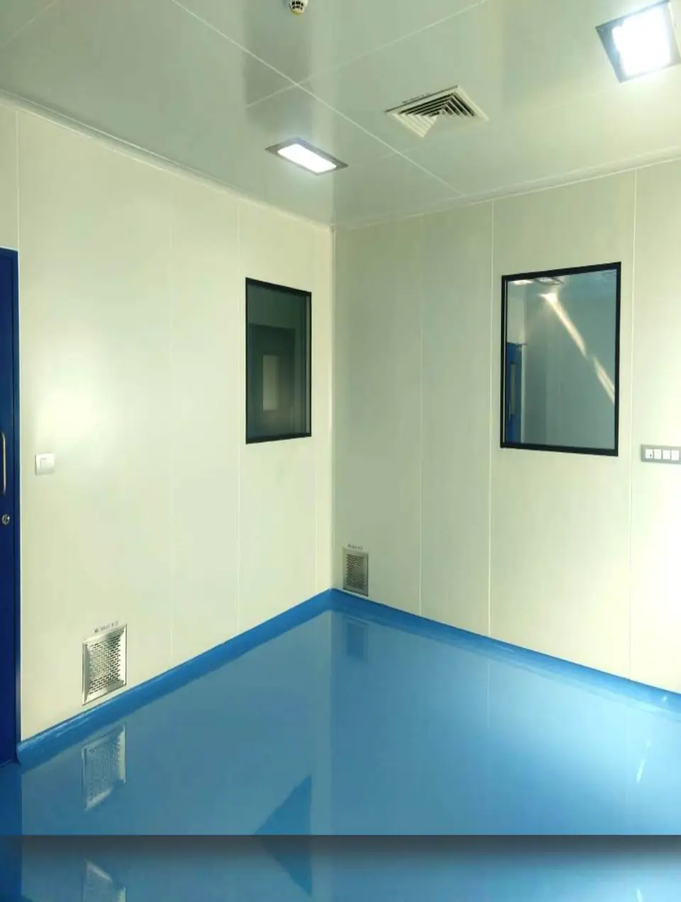 Clean room partition with view panel - MEP project by Chamunda Electromech